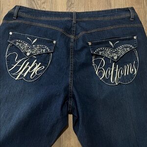 Women's Apple Bottoms Dark Blue Embroidered Pocket Jeans Y2K size 22